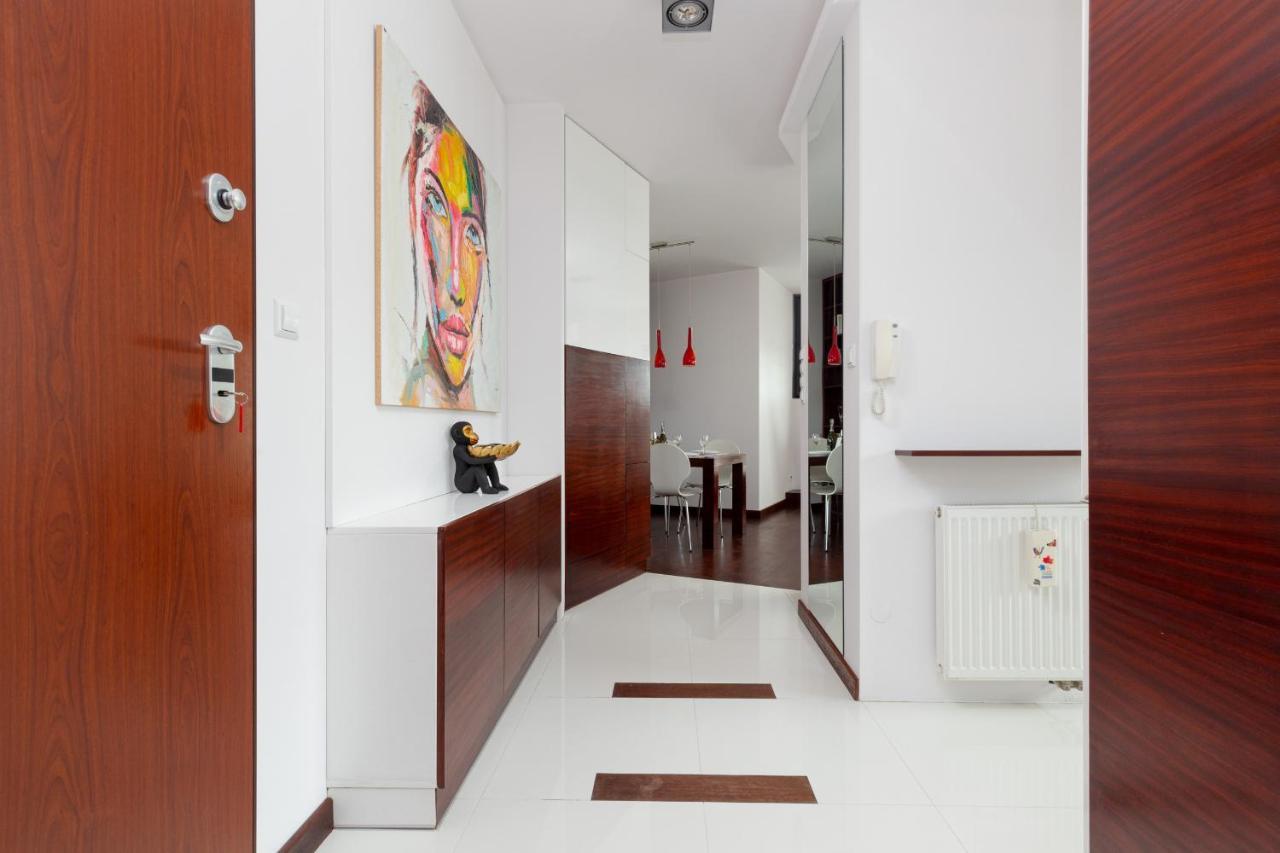Spacious Suite With A Hammock And Terrace By Renters Prestige 华沙 外观 照片